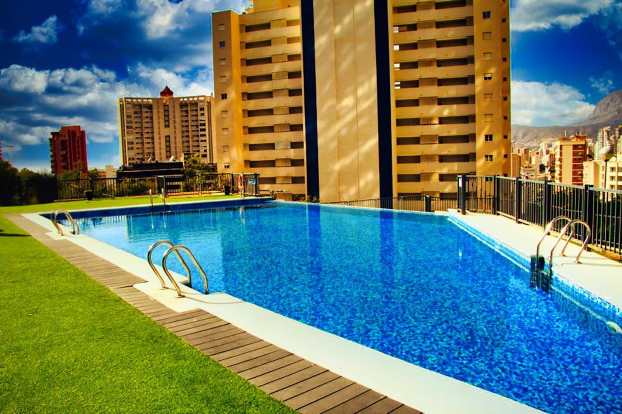 Beautiful Apartment Near Beach With Panoramic Sea-View เบนิดอร์ม ภายนอก รูปภาพ