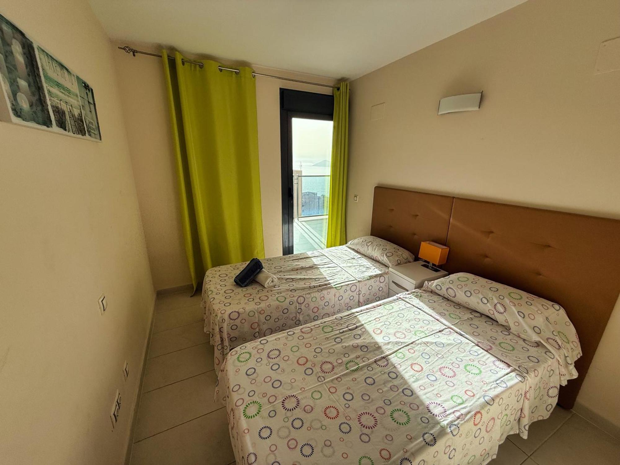 Beautiful Apartment Near Beach With Panoramic Sea-View เบนิดอร์ม ภายนอก รูปภาพ